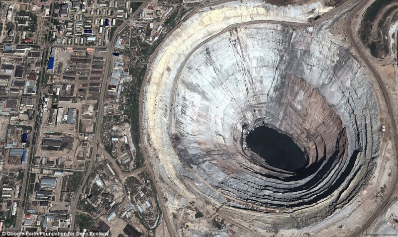 14 - Το ορυχείο Mir στην Ρωσία, το μεγαλύτερο ορυχείο διαμαντιών στον κόσμο.