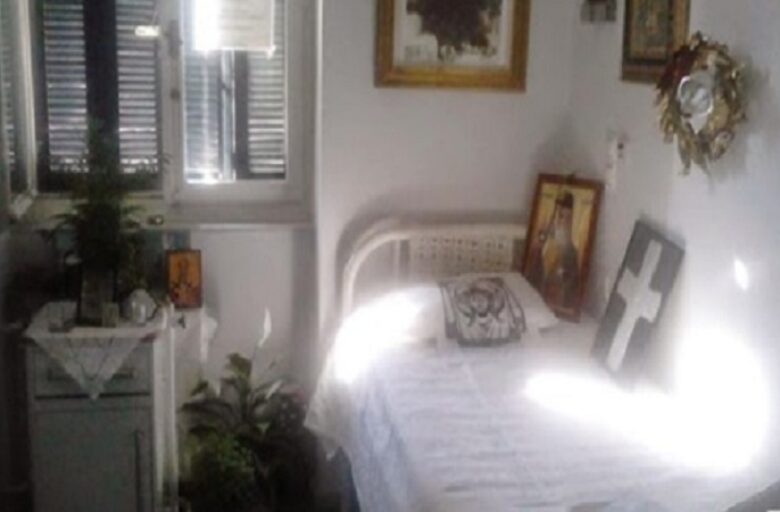 Τόπος Προσευχής για ασθενείς: Έτσι είναι σήμερα το δωμάτιο στο Αρεταίειο, όπου εκοιμήθη ο Άγιος Νεκτάριος